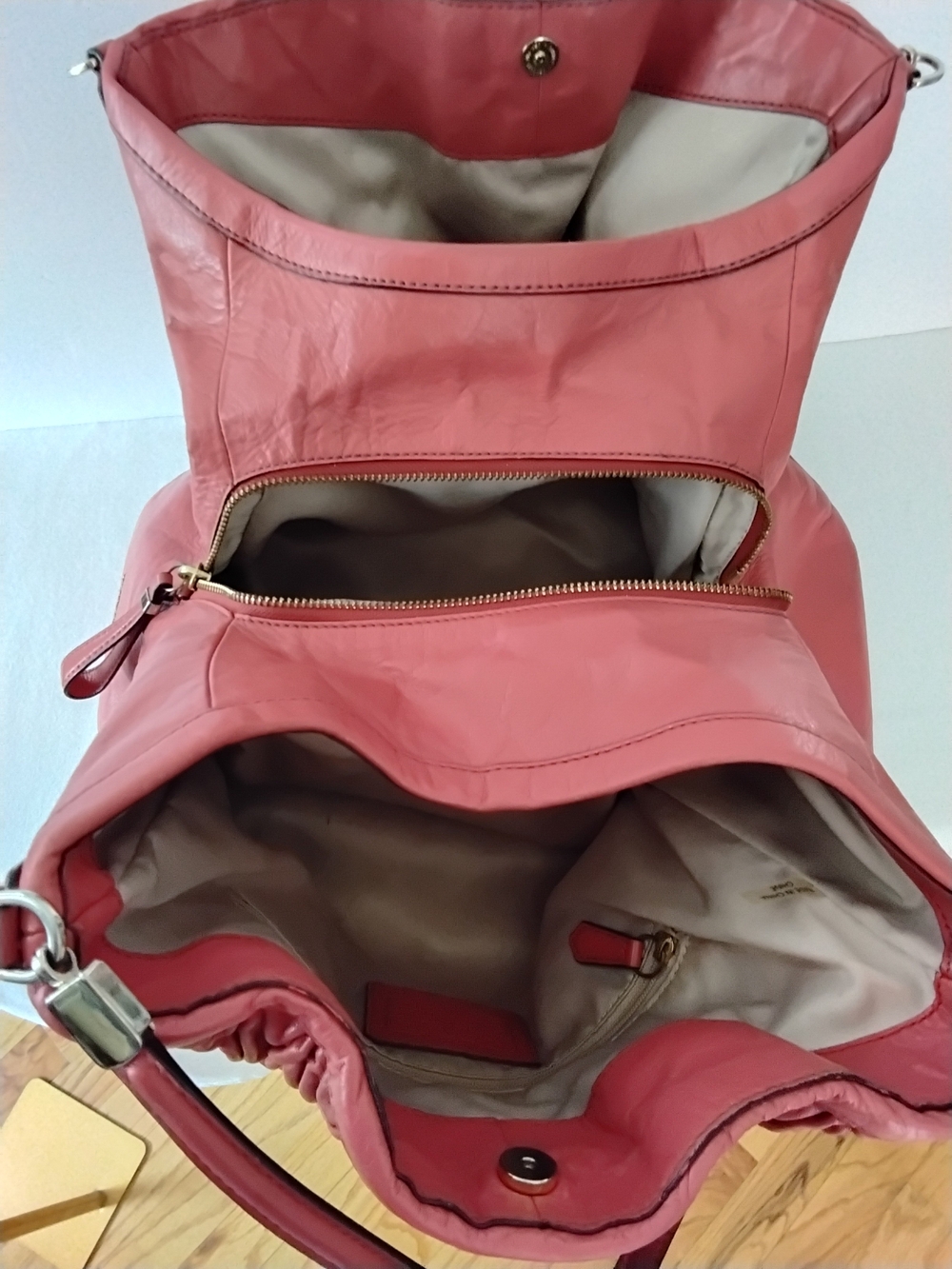 Coach Madison Coral Ruched Gathered Twist Leather Hobo Style D1382-25260 - Picture 11 of 11
